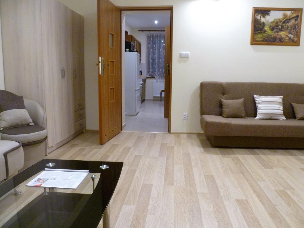 JasłoEnergy Houseアパートメント エクステリア 写真