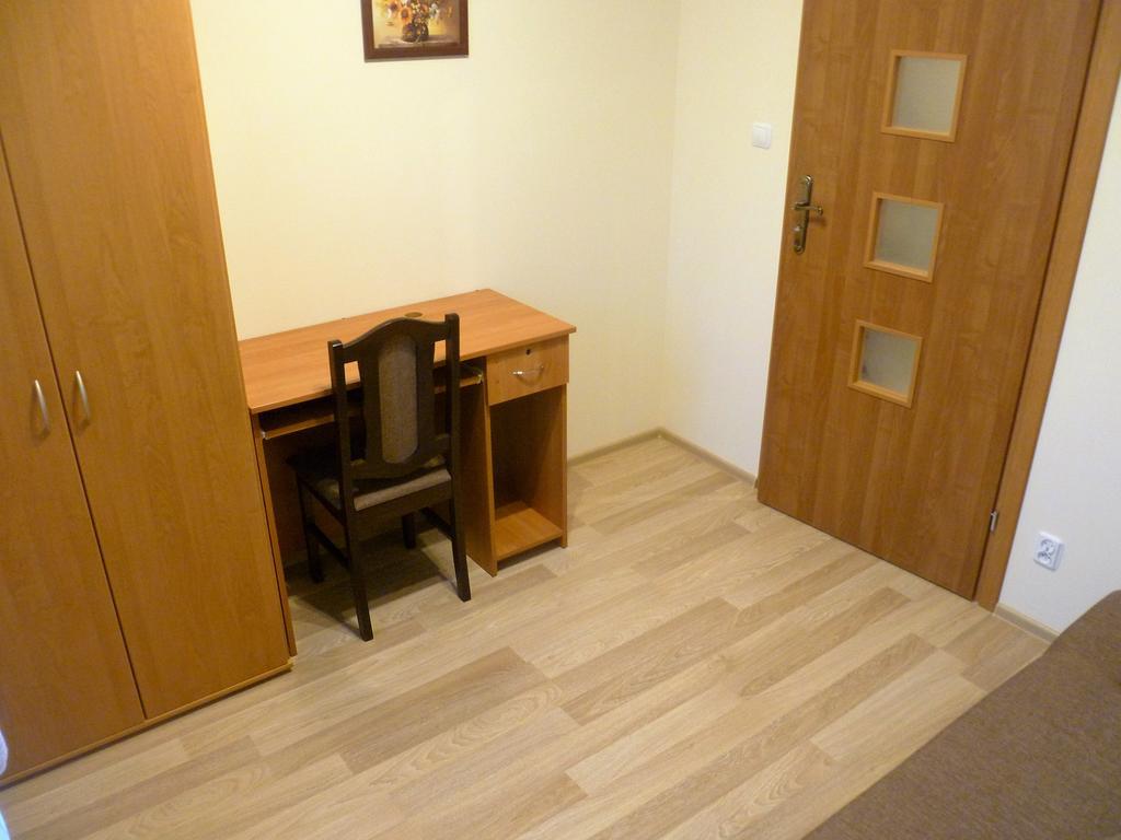 JasłoEnergy Houseアパートメント エクステリア 写真