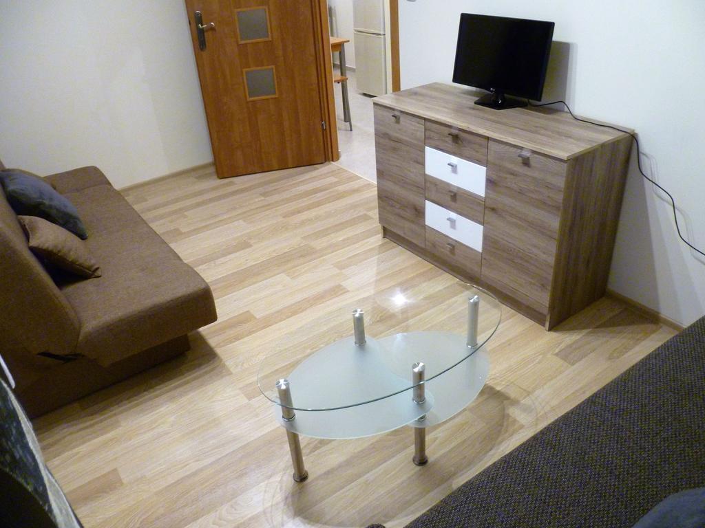 JasłoEnergy Houseアパートメント エクステリア 写真